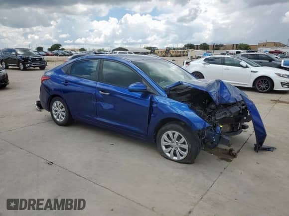 2018 Hyundai Accent SE with VIN 3KPC24A39JE033708, listed as a Copart auction lot 62365565 with 96,874 mi miles and Salvage title. Bid and sale history available at DreamBid. Image 4.