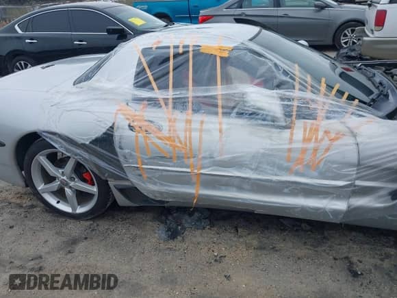 2001 Chevrolet Corvette Z06 with VIN 1G1YY12S915127617, listed as a IAAI auction lot 41620619 with 77,868 mi miles and . Bid and sale history available at DreamBid. Image 6.