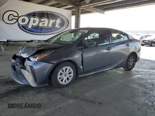 2019 Toyota Prius L Eco с VIN JTDKARFUXK3084804, выставлен на аукционе Copart как лот 80536135 с пробегом 218 411 миль миль и Списание • Salvage title. История ставок и продаж доступна на DreamBid. Изображение 1.