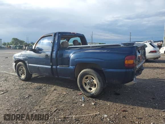 2000 GMC Sierra 1500 SL с VIN 1GTEC14W1YZ198516, выставлен на аукционе Copart как лот 60039995 с пробегом Не указан миль и Списание • Salvage title. История ставок и продаж доступна на DreamBid. Изображение 2.
