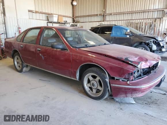 1995 Chevrolet Caprice с VIN 1G1BL52P4SR114050, выставлен на аукционе Copart как лот 84059644 с пробегом 249 808 миль миль и Списание • Salvage title. История ставок и продаж доступна на DreamBid. Изображение 4.