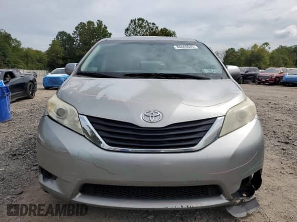 2014 Toyota Sienna LE AAS с VIN 5TDKK3DC3ES470875, выставлен на аукционе Copart как лот 80849645 с пробегом 174 639 миль миль и Списание • Salvage title. История ставок и продаж доступна на DreamBid. Изображение 5.