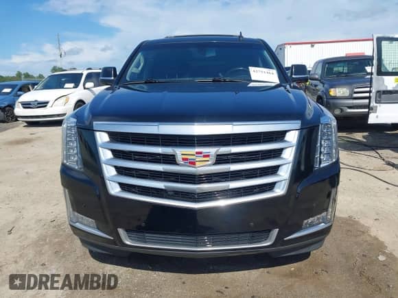 2020 Cadillac Escalade ESV с VIN 1GYS4GKJ2LR105967, выставлен на аукционе IAAI как лот 42751464 с пробегом 216 205 миль миль и . История ставок и продаж доступна на DreamBid. Изображение 13.