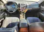 2011 Hyundai Santa Fe SE z VIN 5XYZHDAG6BG046741, wystawiony jako Copart lot #81948295 z przebiegiem 172 657 mil mil oraz Czysty tytuł • Clean title. Historia ofert i sprzedaży dostępna na DreamBid. Obrazek 8.