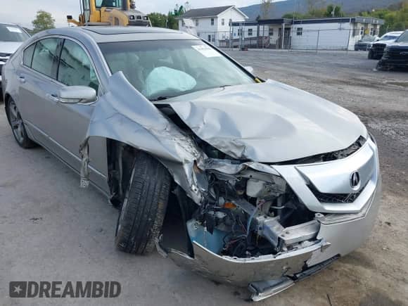 2010 Acura TL Technology с VIN 19UUA9F50AA007792, выставлен на аукционе IAAI как лот 43423943 с пробегом 83 563 миль миль и . История ставок и продаж доступна на DreamBid. Изображение 6.