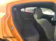 2014 Dodge Charger RT Max z VIN 2C3CDXCT1EH143871, wystawiony jako Copart lot #70385585 z przebiegiem 134 882 mil mil oraz Szkoda całkowita • Salvage title. Historia ofert i sprzedaży dostępna na DreamBid. Obrazek 10.