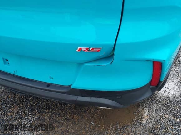 2022 Chevrolet TrailBlazer RS z VIN KL79MUSL2NB047324, wystawiony jako IAAI lot #42162915 z przebiegiem 59 318 mil mil oraz . Historia ofert i sprzedaży dostępna na DreamBid. Obrazek 18.