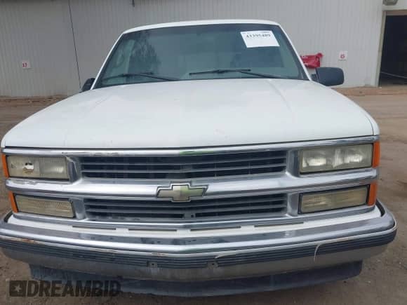 1995 Chevrolet Suburban с VIN 3GNEC16KXSG101841, выставлен на аукционе IAAI как лот 43395489 с пробегом 233 034 миль миль и . История ставок и продаж доступна на DreamBid. Изображение 6.