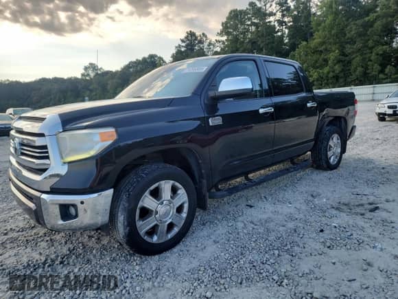 2016 Toyota Tundra Platinum with VIN 5TFGW5F16GX208427, listed as a Copart auction lot 71295365 with 150,184 mi miles and Salvage title. Bid and sale history available at DreamBid. Image 1.