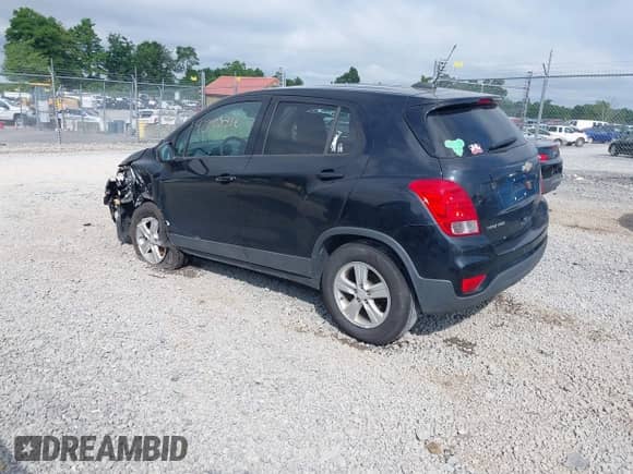 2019 Chevrolet Trax LS with VIN 3GNCJNSBXKL176816, listed as a IAAI auction lot 42758316 with 67,344 mi miles and . Bid and sale history available at DreamBid. Image 3.