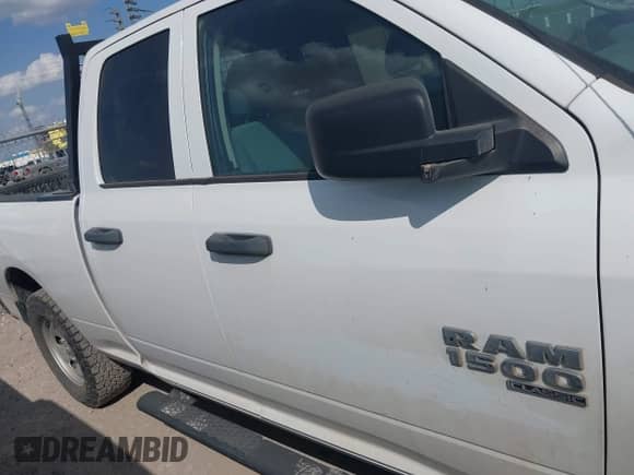 2020 Ram 1500 Tradesman z VIN 1C6RR6FG0LS128288, wystawiony jako IAAI lot #42983689 z przebiegiem 120 280 mil mil oraz . Historia ofert i sprzedaży dostępna na DreamBid. Obrazek 13.