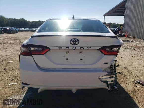 2022 Toyota Camry SE z VIN 4T1G11AK5NU030429, wystawiony jako Copart lot #70127655 z przebiegiem 50 191 mil mil oraz Szkoda całkowita • Salvage title. Historia ofert i sprzedaży dostępna na DreamBid. Obrazek 6.