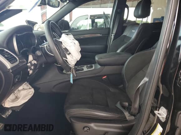 2020 Jeep Grand Cherokee SRT with VIN 1C4RJFDJ7LC398319, listed as a Copart auction lot 65718385 with 37,674 mi miles and Non repairable. Bid and sale history available at DreamBid. Image 7.