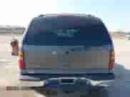 2002 Chevrolet Tahoe Z71 z VIN 1GNEK13Z22R116838, wystawiony jako IAAI lot #41776472 z przebiegiem 298 782 mil mil oraz . Historia ofert i sprzedaży dostępna na DreamBid. Obrazek 17.