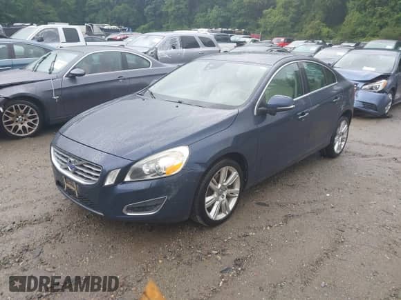 2012 Volvo S60 T6 с VIN YV1902FH5C2038827, выставлен на аукционе IAAI как лот 42860167 с пробегом 78 984 миль миль и . История ставок и продаж доступна на DreamBid. Изображение 2.