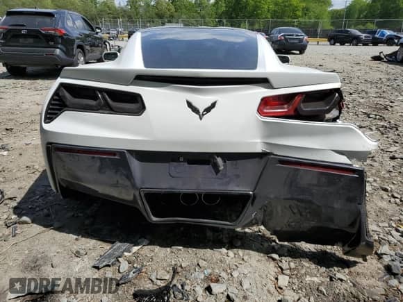 2016 Chevrolet Corvette 2LT с VIN 1G1YD2D74G5123574, выставлен на аукционе Copart как лот 53305175 с пробегом 29 077 миль миль и Списание • Salvage title. История ставок и продаж доступна на DreamBid. Изображение 6.