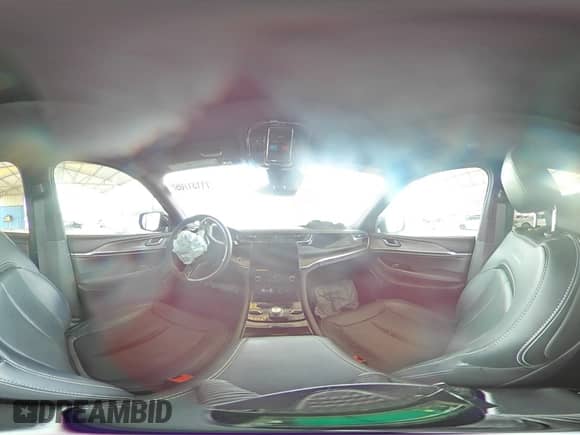 2023 Jeep Grand Cherokee Overland с VIN 1C4RJKDG7P8809398, выставлен на аукционе Copart как лот 71131705 с пробегом 21 664 миль миль и Списание • Salvage title. История ставок и продаж доступна на DreamBid. Изображение 14.