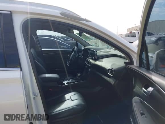 2020 Hyundai Santa Fe Limited с VIN 5NMS53AA5LH250180, выставлен на аукционе IAAI как лот 42643365 с пробегом 212 667 миль миль и . История ставок и продаж доступна на DreamBid. Изображение 5.