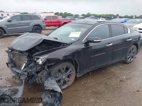 2014 Nissan Maxima S z VIN 1N4AA5AP0EC470793, wystawiony jako IAAI lot #42723871 z przebiegiem 184 424 mil mil oraz . Historia ofert i sprzedaży dostępna na DreamBid. Obrazek 2.