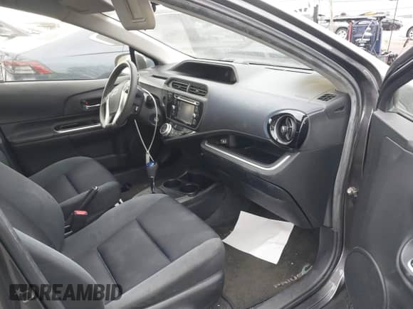 2015 Toyota Prius One z VIN JTDKDTB38F1109041, wystawiony jako IAAI lot #43172194 z przebiegiem 149 176 mil mil oraz . Historia ofert i sprzedaży dostępna na DreamBid. Obrazek 5.