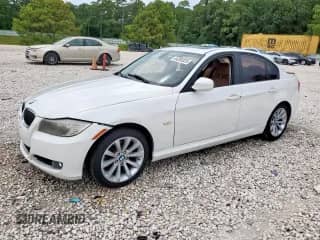 2011 BMW 3 Series 328i с VIN WBAPH7C5XBE677048, выставлен на аукционе Copart как лот 64285325 с пробегом 112 112 миль миль и Списание • Salvage title. История ставок и продаж доступна на DreamBid. Изображение 1.