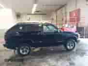 2001 Chevrolet Blazer LS with VIN 1GNCS18W51K260297, listed as a IAAI auction lot 41697909 with 144,564 mi miles and . Bid and sale history available at DreamBid. Image 14.