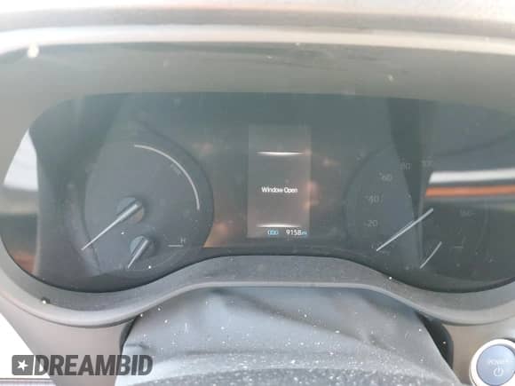 2024 Toyota Sienna LE with VIN 5TDKRKEC7RS212238, listed as a Copart auction lot 84184515 with 9,158 mi miles and Salvage title. Bid and sale history available at DreamBid. Image 9.