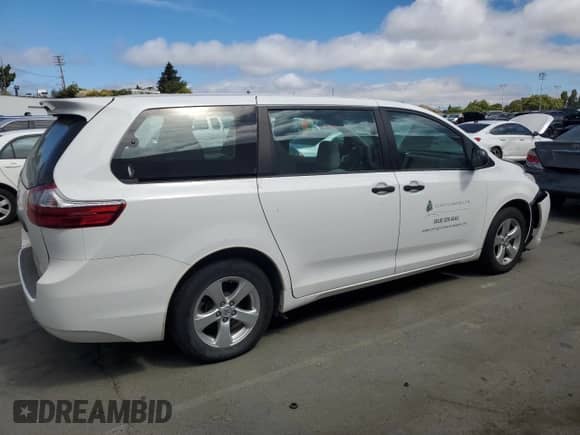 2017 Toyota Sienna L with VIN 5TDZZ3DC4HS813207, listed as a Copart auction lot 64479845 with 58,441 mi miles and Salvage title. Bid and sale history available at DreamBid. Image 3.