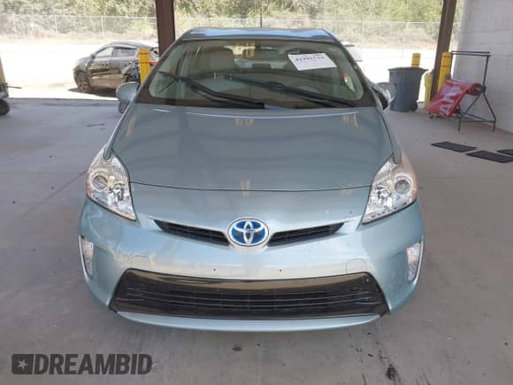 2013 Toyota Prius One with VIN JTDKN3DUXD1726781, listed as a IAAI auction lot 42991533 with 99,185 mi miles and . Bid and sale history available at DreamBid. Image 12.