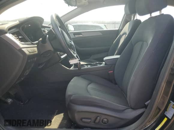 2018 Hyundai Sonata SEL Plus with VIN 5NPE34AF6JH628172, listed as a Copart auction lot 66363675 with 111,669 mi miles and Clean title. Bid and sale history available at DreamBid. Image 7.