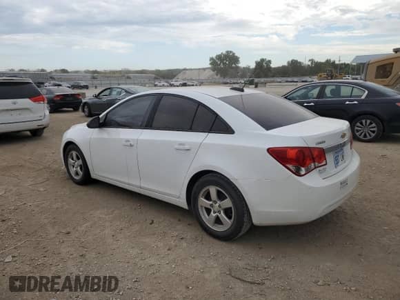 2015 Chevrolet Cruze LS z VIN 1G1PA5SH0F7216970, wystawiony jako Copart lot #85118605 z przebiegiem 193 420 mil mil oraz Czysty tytuł • Clean title. Historia ofert i sprzedaży dostępna na DreamBid. Obrazek 2.