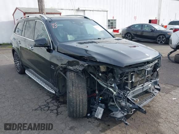 2017 Mercedes-Benz GLS 63 AMG with VIN 4JGDF7FE2HA755731, listed as a IAAI auction lot 42008956 with 103,872 mi miles and . Bid and sale history available at DreamBid. Image 6.