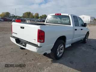 2003 Dodge 1500 ST z VIN 1D7HA18NX3J643983, wystawiony jako IAAI lot #43546343 z przebiegiem 175 450 mil mil oraz . Historia ofert i sprzedaży dostępna na DreamBid. Obrazek 4.