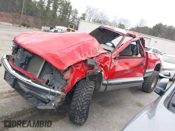 1997 GMC Sierra 1500 с VIN 1GTEK19R1VE504008, выставлен на аукционе IAAI как лот 41520921 с пробегом 287 772 миль миль и . История ставок и продаж доступна на DreamBid. Изображение 14.