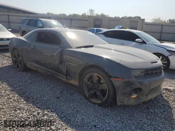 2011 Chevrolet Camaro 1SS z VIN 2G1FJ1EJXB9137320, wystawiony jako Copart lot #80519315 z przebiegiem 137 849 mil mil oraz Szkoda całkowita • Salvage title. Historia ofert i sprzedaży dostępna na DreamBid. Obrazek 4.