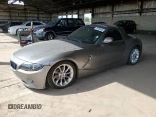 2004 BMW Z4 2.5i with VIN 4USBT33584LR68094, listed as a Copart auction lot 81428045 with 143,442 mi miles and Clean title. Bid and sale history available at DreamBid. Image 1.