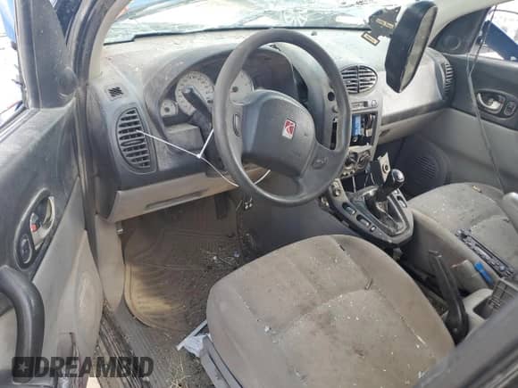 2004 Saturn VUE z VIN 5GZCZ23DX4S848540, wystawiony jako Copart lot #85578264 z przebiegiem Nie podano mil oraz Nie do naprawy • Non repairable. Historia ofert i sprzedaży dostępna na DreamBid. Obrazek 8.