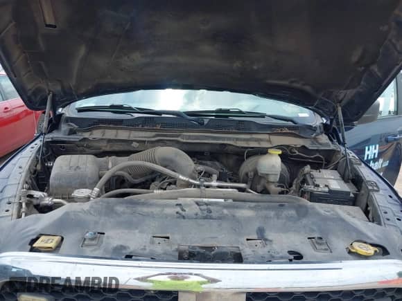 2020 Ram 1500 SLT z VIN 1C6RR6TT9LS103441, wystawiony jako IAAI lot #42890711 z przebiegiem 179 107 mil mil oraz . Historia ofert i sprzedaży dostępna na DreamBid. Obrazek 10.