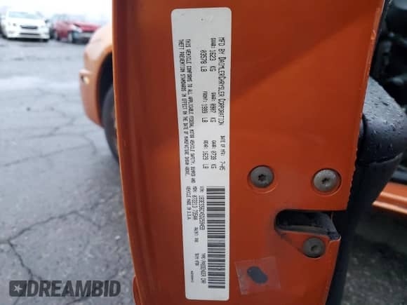 2005 Dodge Neon SXT z VIN 1B3ES56C45D259459, wystawiony jako Copart lot #82534914 z przebiegiem 70 791 mil mil oraz Szkoda całkowita • Salvage title. Historia ofert i sprzedaży dostępna na DreamBid. Obrazek 14.