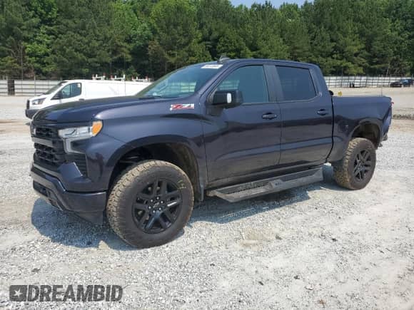 2022 Chevrolet Silverado 1500 RST with VIN 3GCUDEET3NG662986, listed as a Copart auction lot 59013585 with 26,141 mi miles and Salvage title. Bid and sale history available at DreamBid. Image 1.
