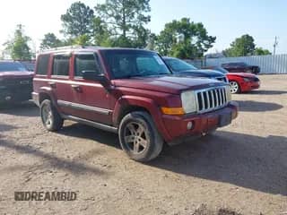 2007 Jeep Commander Sport с VIN 1J8HG48K77C563043, выставлен на аукционе IAAI как лот 42645438 с пробегом 260 779 миль миль и . История ставок и продаж доступна на DreamBid. Изображение 1.