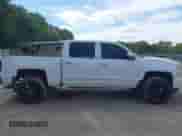 2017 Chevrolet Silverado 1500 LTZ z VIN 3GCUKSEJ3HG127857, wystawiony jako IAAI lot #43086278 z przebiegiem 191 238 mil mil oraz . Historia ofert i sprzedaży dostępna na DreamBid. Obrazek 13.