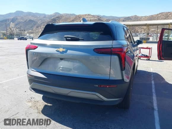 2024 Chevrolet Blazer EV eAWD LT с VIN 3GNKDBRJXRS266496, выставлен на аукционе IAAI как лот 42939589 с пробегом 9 497 миль миль и . История ставок и продаж доступна на DreamBid. Изображение 4.