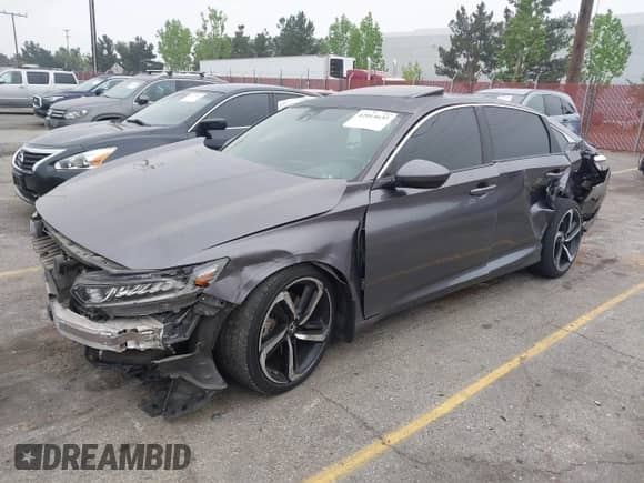 2018 Honda Accord Sport with VIN 1HGCV2F37JA031397, listed as a IAAI auction lot 42014632 with 118,916 mi miles and . Bid and sale history available at DreamBid. Image 2.