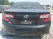2012 Toyota Camry L z VIN 4T1BF1FK8CU168743, wystawiony jako Copart lot #69294105 z przebiegiem 131 199 mil mil oraz Szkoda całkowita • Salvage title. Historia ofert i sprzedaży dostępna na DreamBid. Obrazek 6.