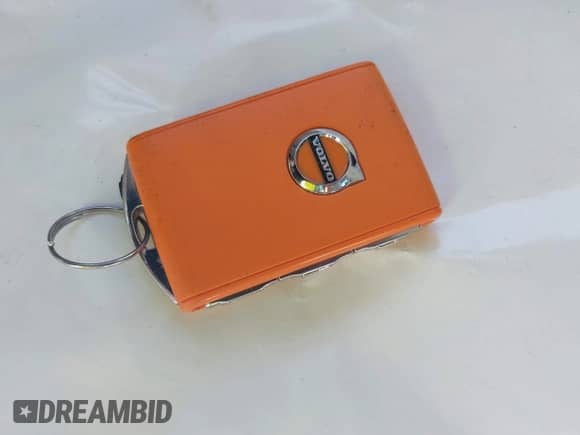 2022 Volvo S60 Momentum z VIN 7JRL12TZXNG162556, wystawiony jako IAAI lot #42532276 z przebiegiem 34 119 mil mil oraz . Historia ofert i sprzedaży dostępna na DreamBid. Obrazek 11.