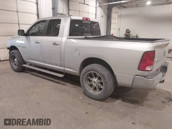 2016 Ram 1500 Big Horn with VIN 1C6RR6GT5GS147520, listed as a IAAI auction lot 41500276 with 92,591 mi miles and . Bid and sale history available at DreamBid. Image 3.