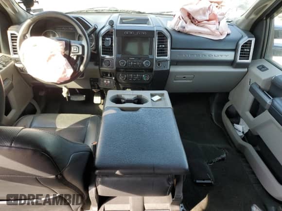 2017 Ford F-250 Lariat с VIN 1FT7W2BTXHEC81609, выставлен на аукционе Copart как лот 55290255 с пробегом 177 490 миль миль и Списание • Salvage title. История ставок и продаж доступна на DreamBid. Изображение 8.