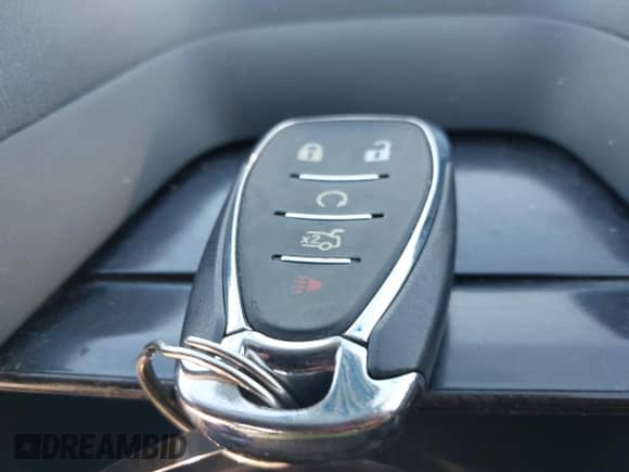 2018 Chevrolet Camaro 1LT с VIN 1G1FB1RX6J0122771, выставлен на аукционе IAAI как лот 43275704 с пробегом 145 119 миль миль и . История ставок и продаж доступна на DreamBid. Изображение 11.