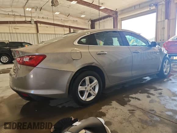 2023 Chevrolet Malibu LT z VIN 1G1ZD5ST4PF245321, wystawiony jako Copart lot #81026555 z przebiegiem 36 837 mil mil oraz Nie do naprawy • Non repairable. Historia ofert i sprzedaży dostępna na DreamBid. Obrazek 3.